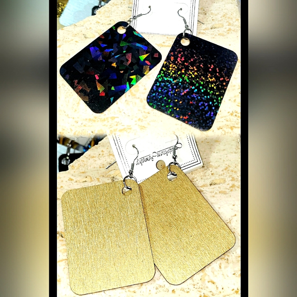 New Handcrafted Italia Holographic & Hand-painted Wood Earrings! 2.5" inch Women